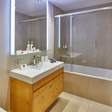 Aspen Alpine Lifestyle 4* Γκρίντελβαλντ
