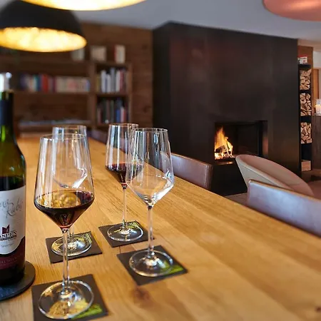 Aspen Alpine Lifestyle Hotel 4*