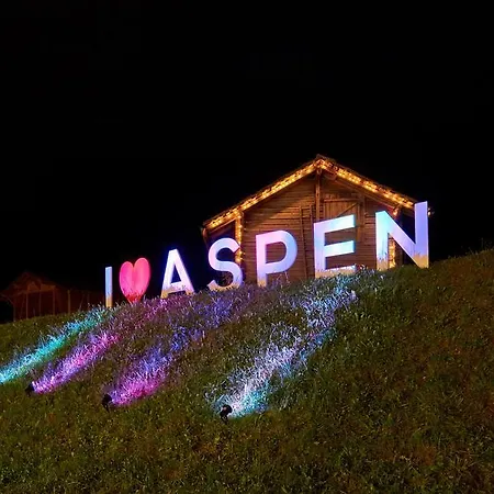 Aspen Alpine Lifestyle Γκρίντελβαλντ