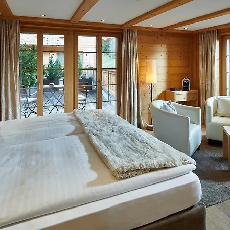 Aspen Alpine Lifestyle 4* Γκρίντελβαλντ